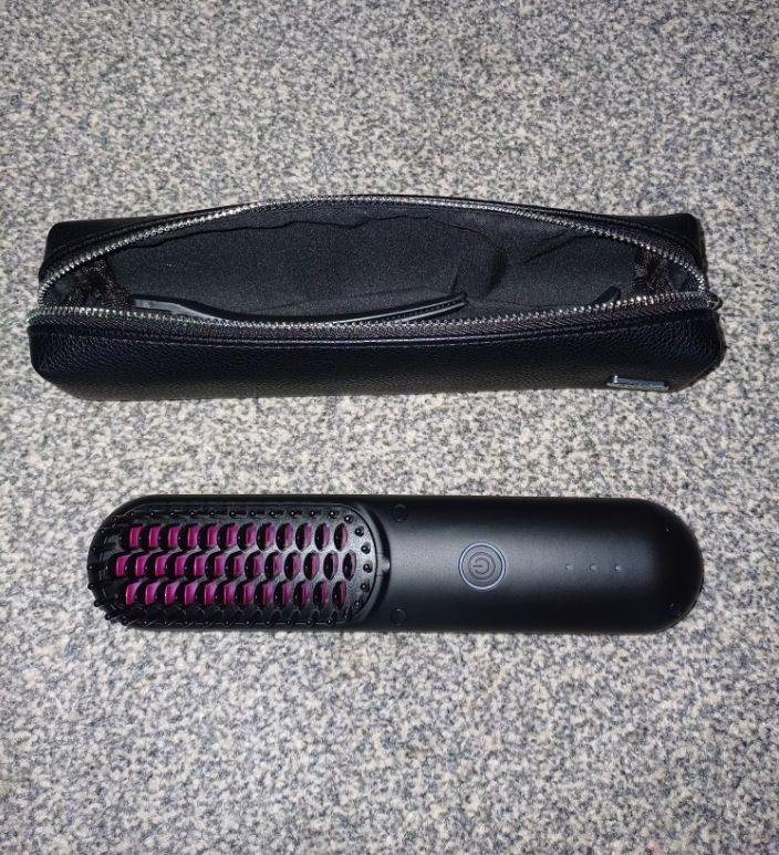 Premium-nahkainen matkakotelo harjalle